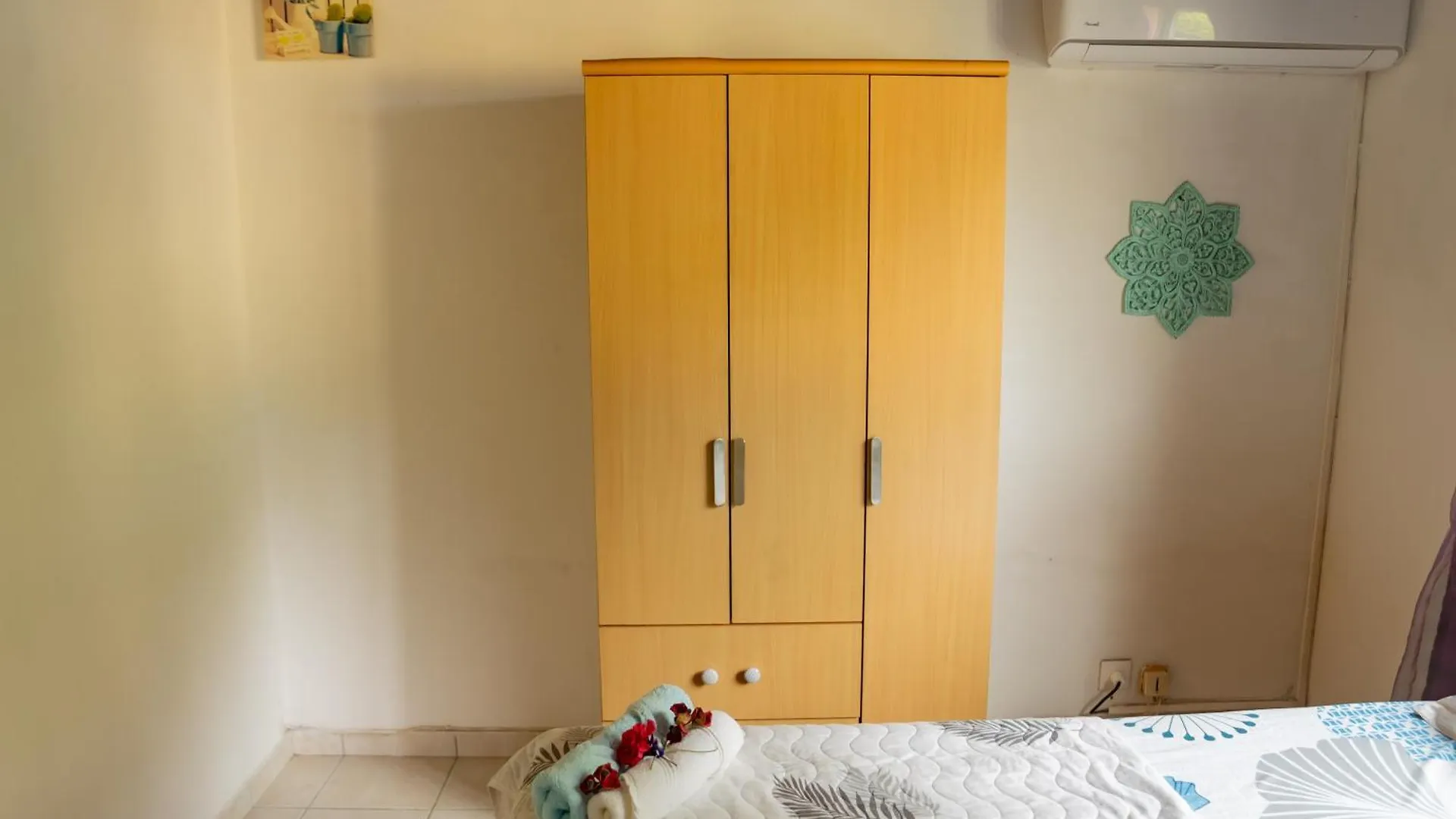 L'Appartement Papaye Le Gosier  Apartment